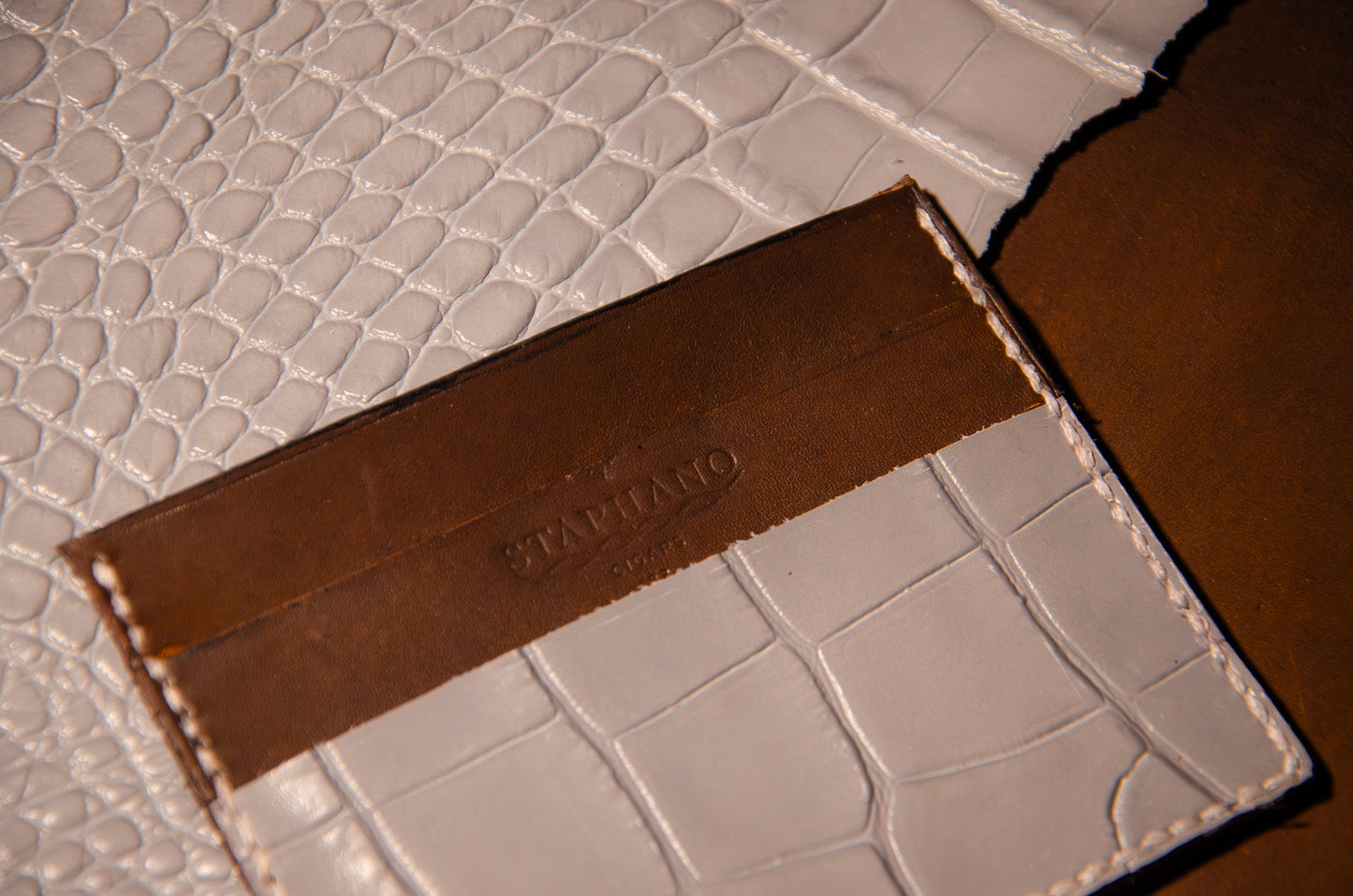 Portcard Vintage Croc