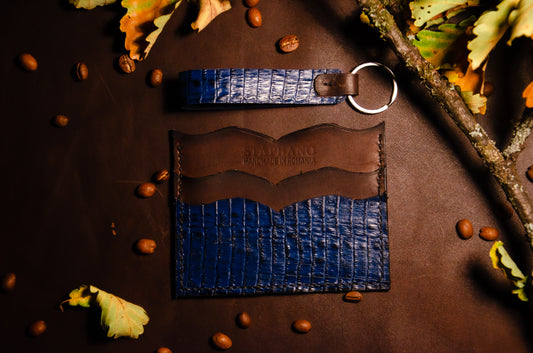 Portcard piele croco albastru lucrat manual - Notte e Terra