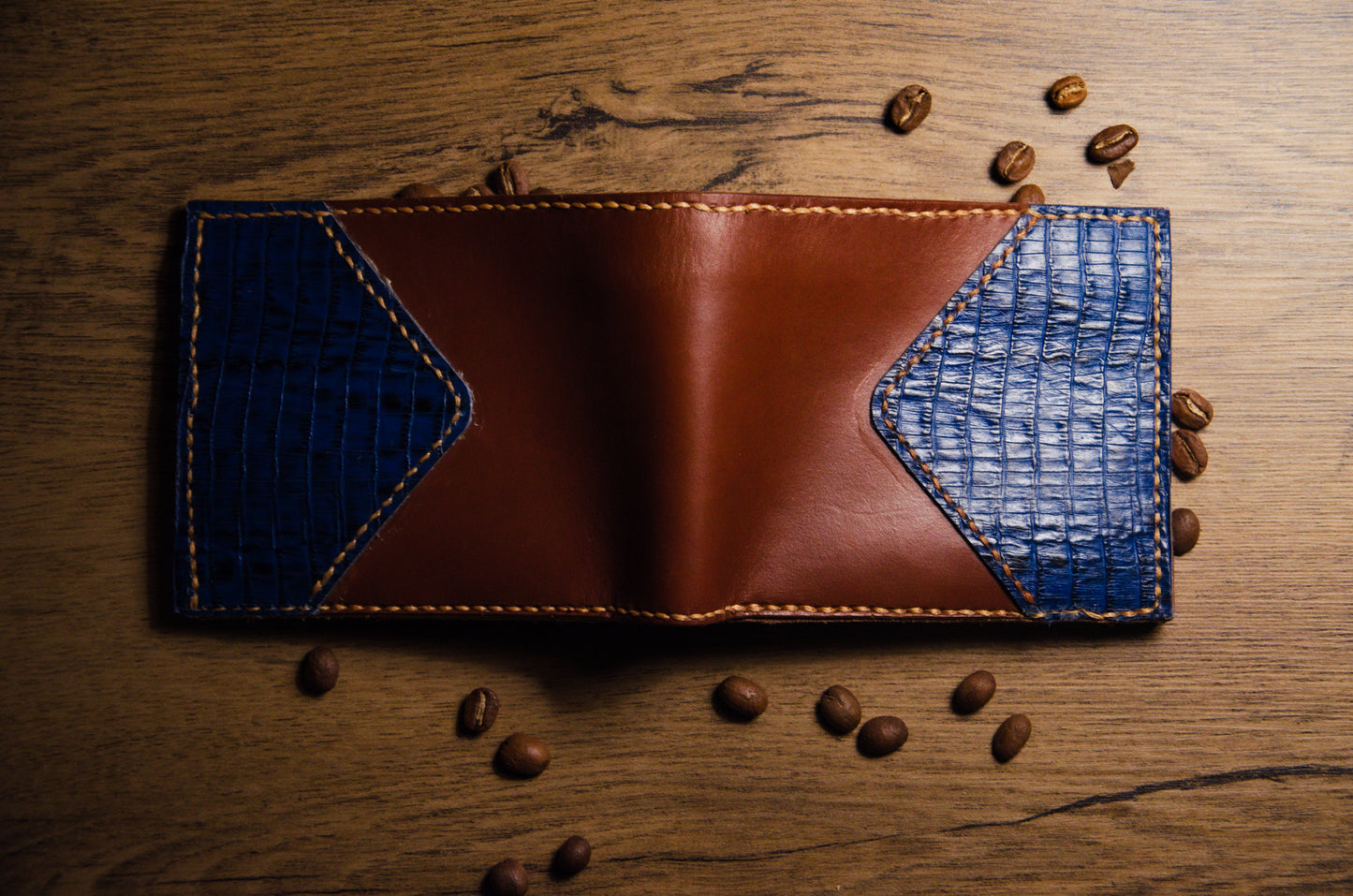Portofel Bifold Piele Naturală - Mareea