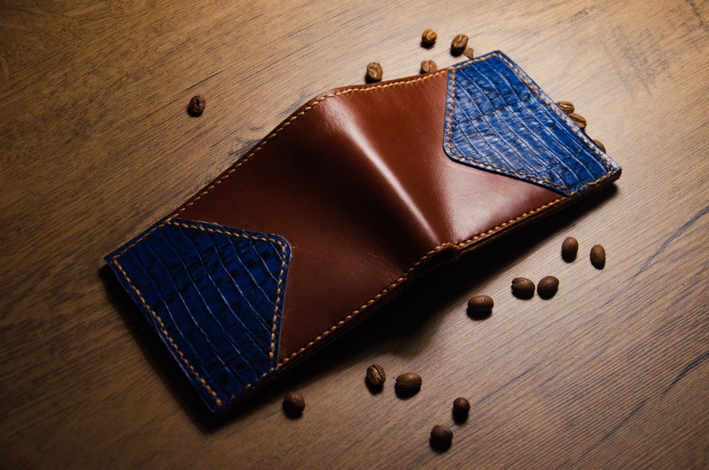 Portofel Bifold Piele Naturală - Mareea