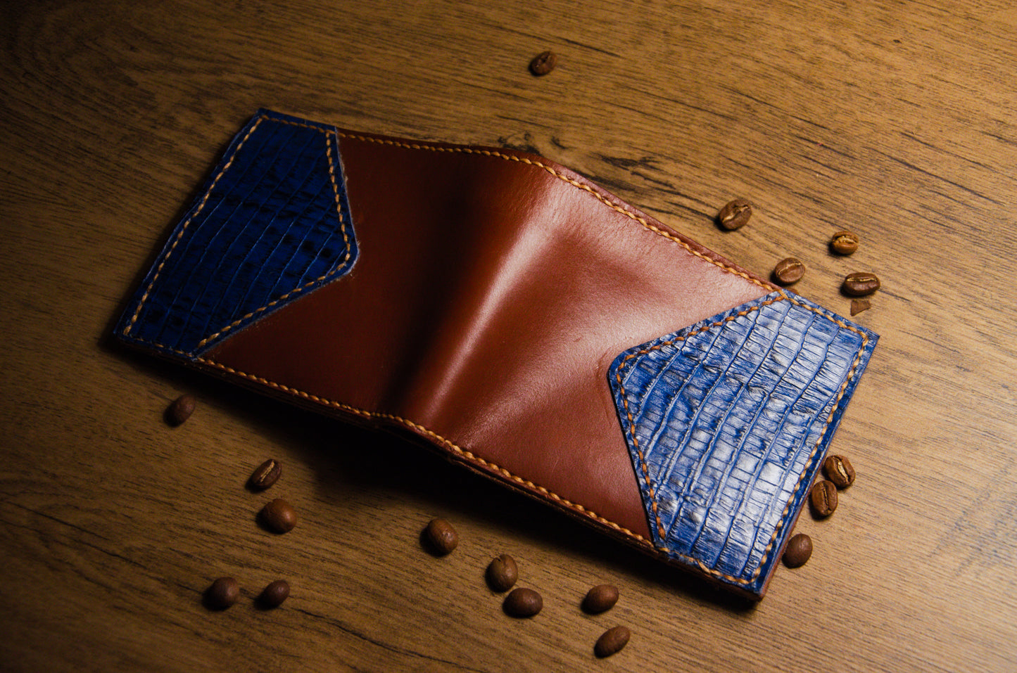 Portofel Bifold Piele Naturală - Mareea