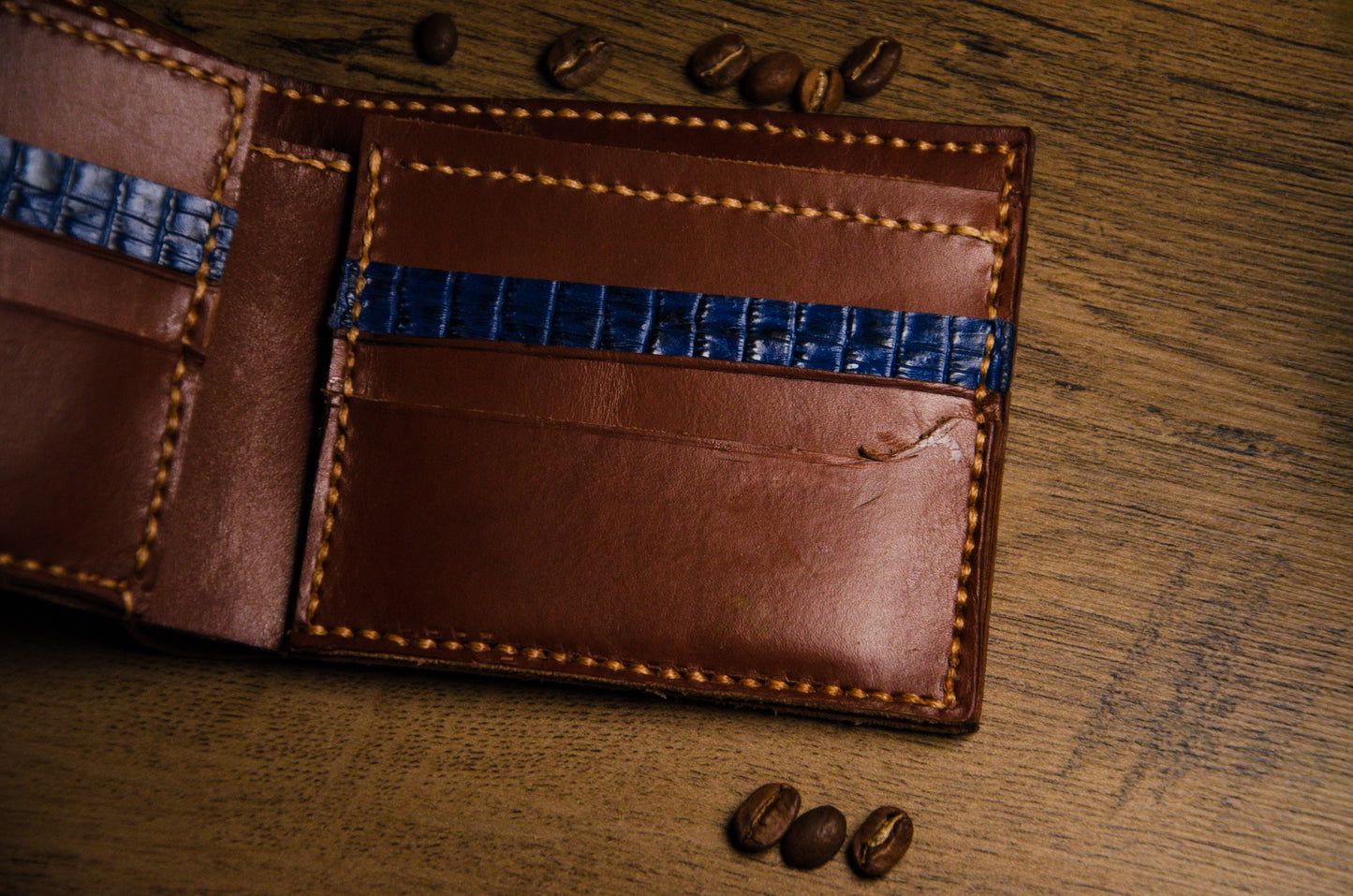 Portofel Bifold Piele Naturală - Mareea