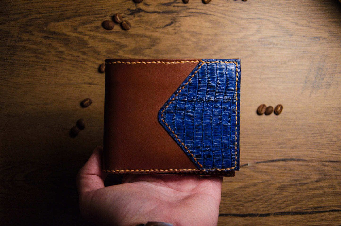 Portofel Bifold Piele Naturală - Mareea